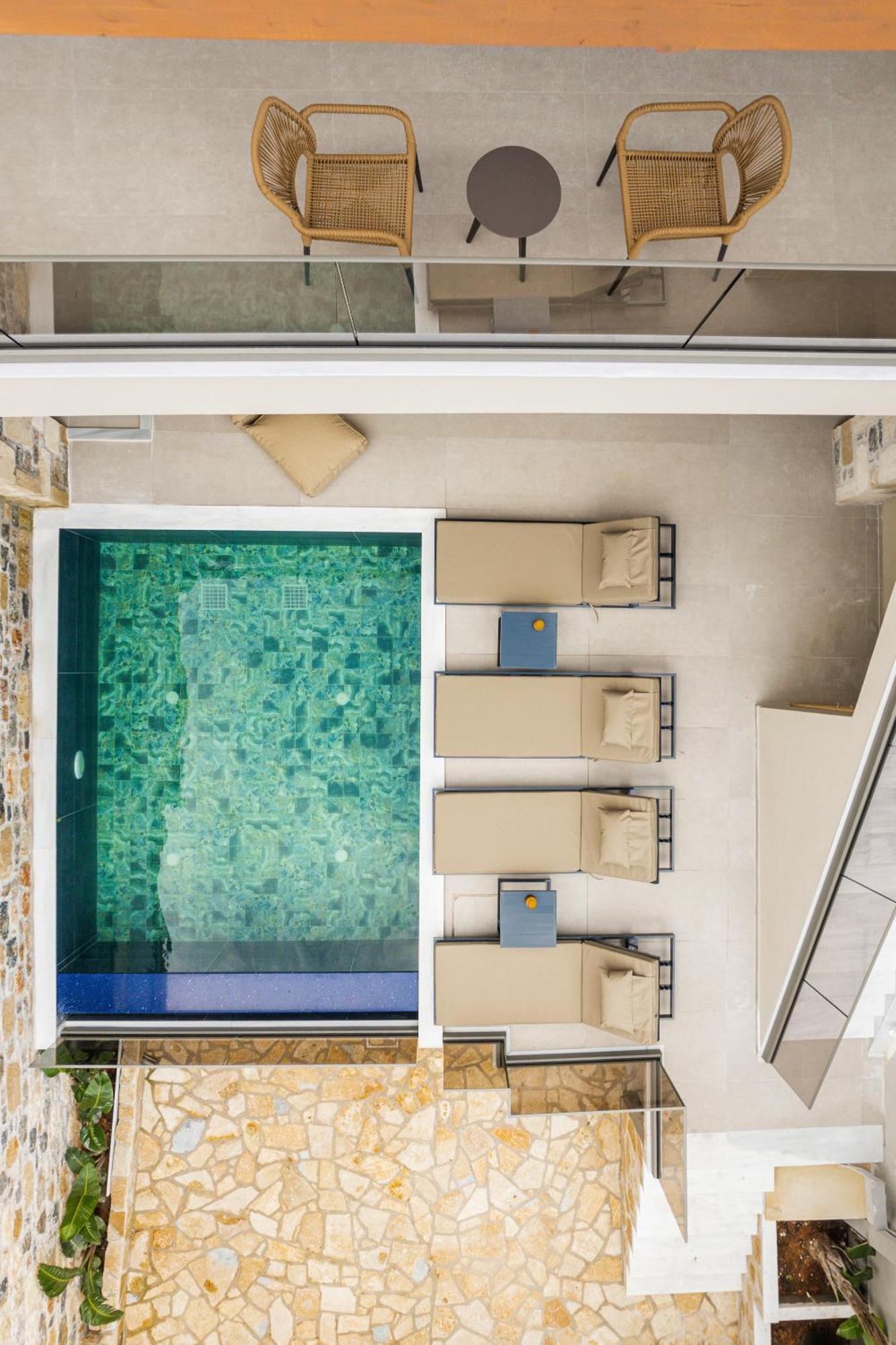 Villa Nicole - Private Pool & Rooftop Jacuzzi Hersónissos Extérieur photo