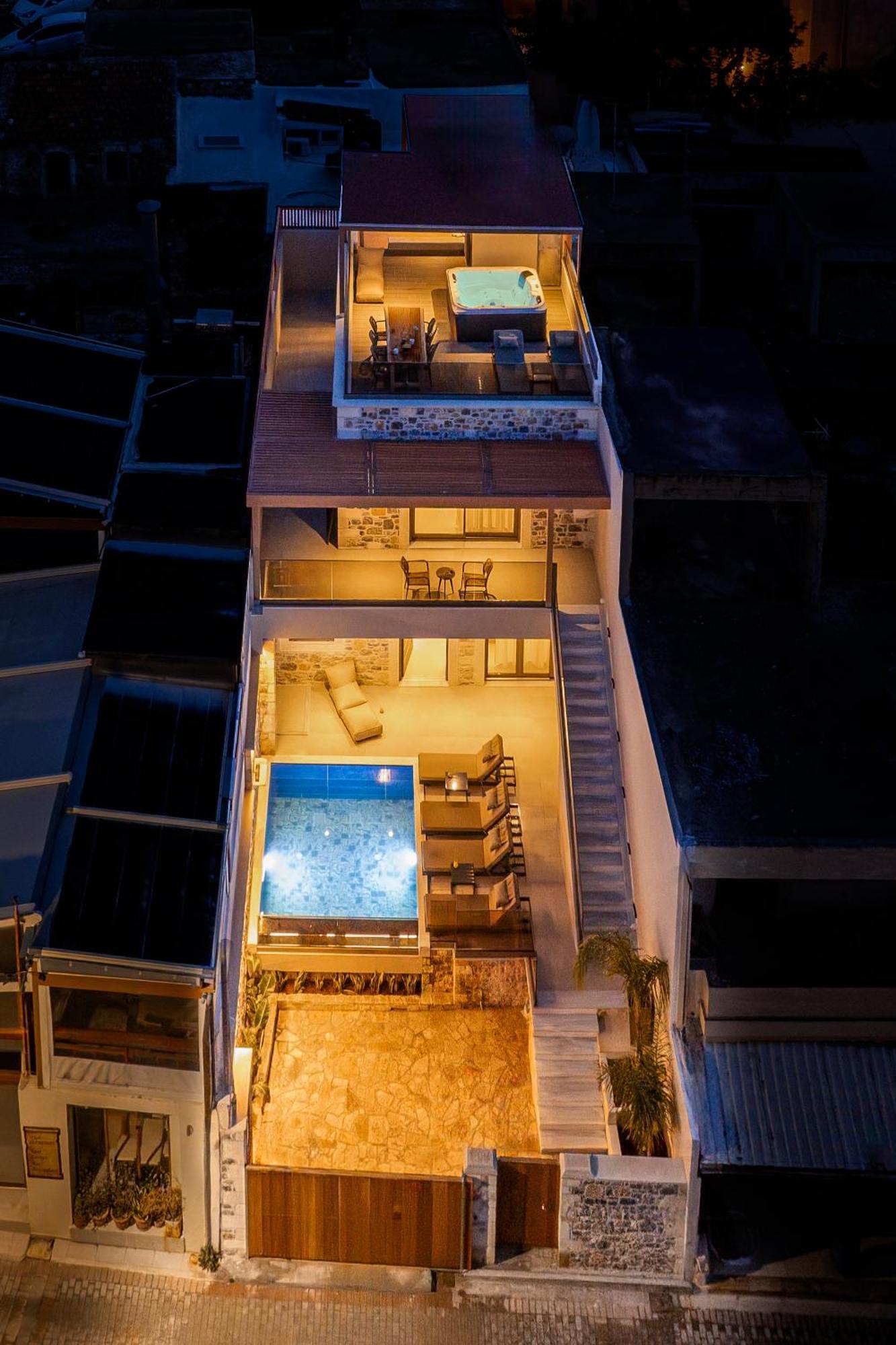 Villa Nicole - Private Pool & Rooftop Jacuzzi Hersónissos Extérieur photo