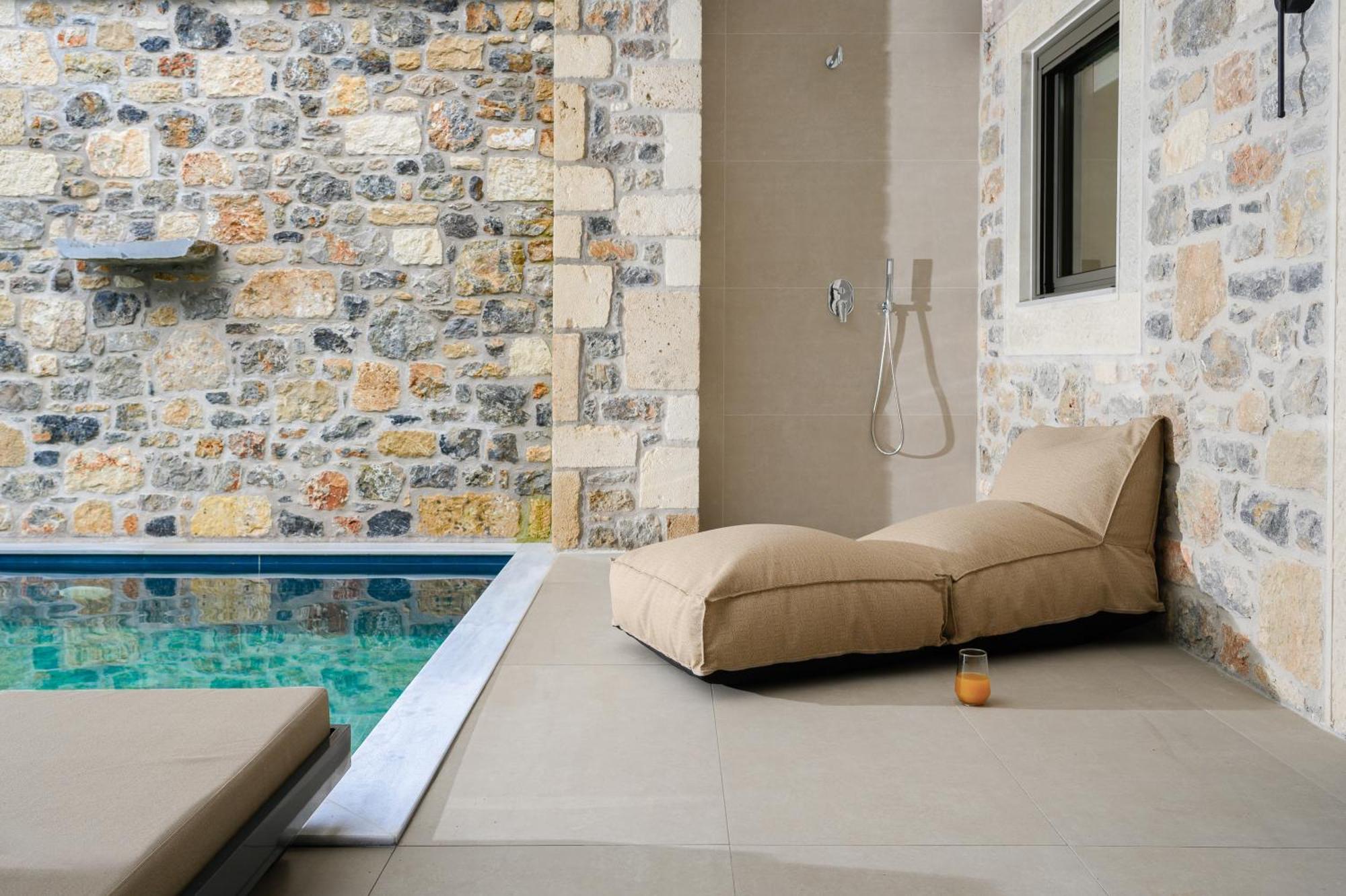 Villa Nicole - Private Pool & Rooftop Jacuzzi Hersónissos Extérieur photo